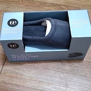 Wayland Square Unisex Slippers